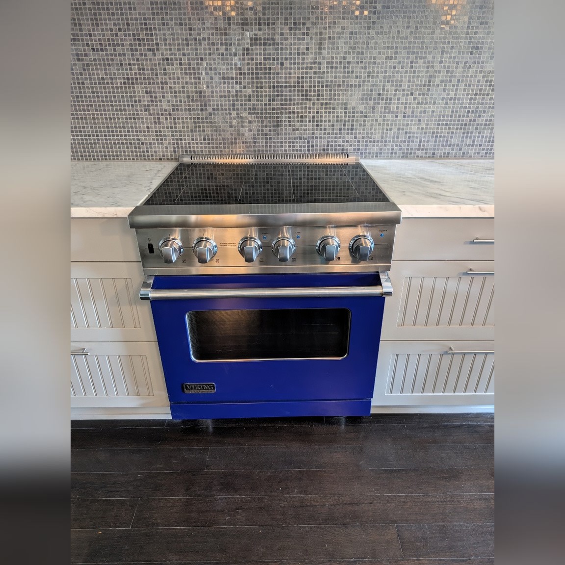 Viking VESC5304BCB 30" 5 Series Professional Range - Like New - New York, NY