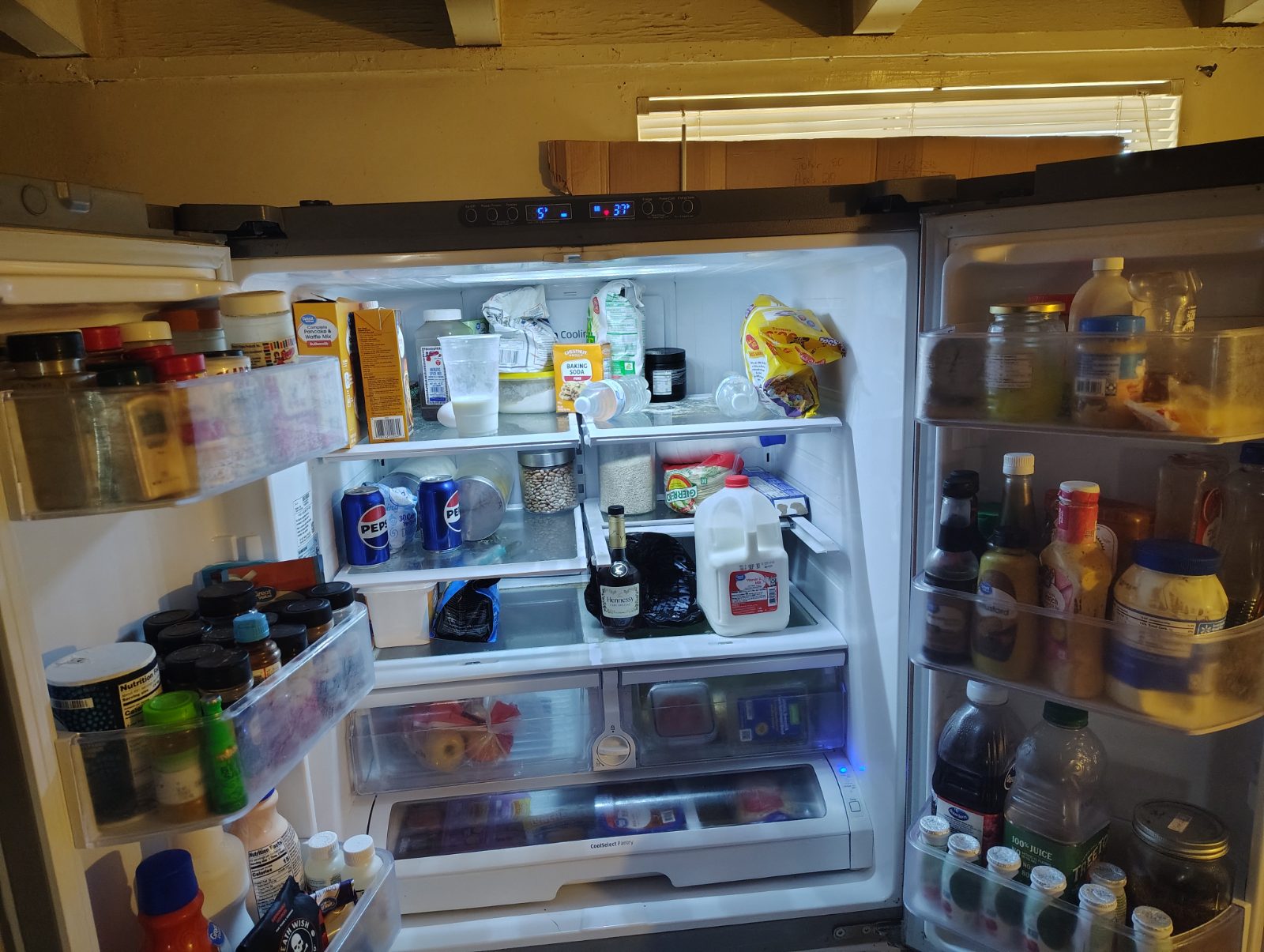Samsung Refrigerator, Stainless Steel - Good - Fresno, CA, photo 3 of 3