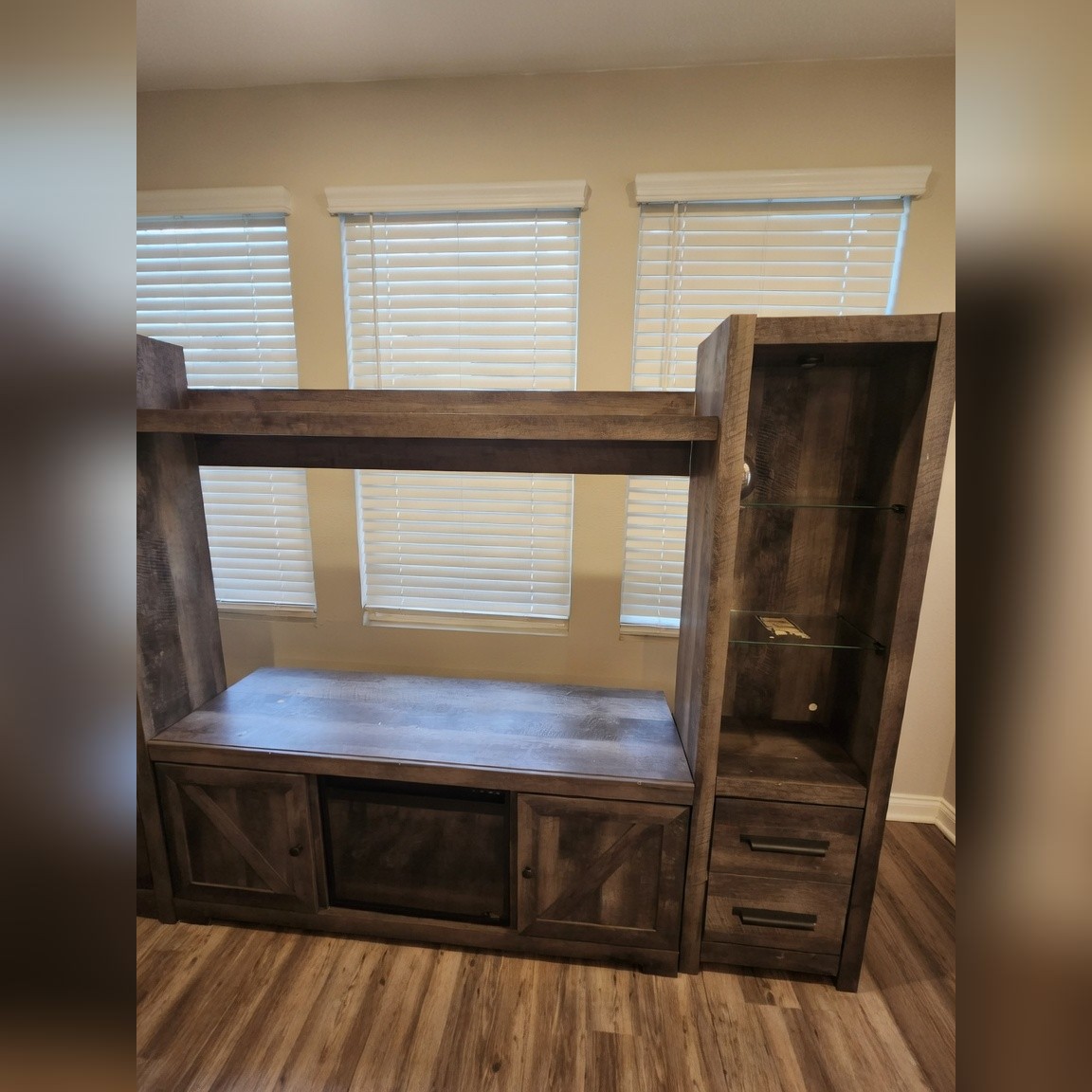 Sofa, Good Condition – Chula Vista, CA