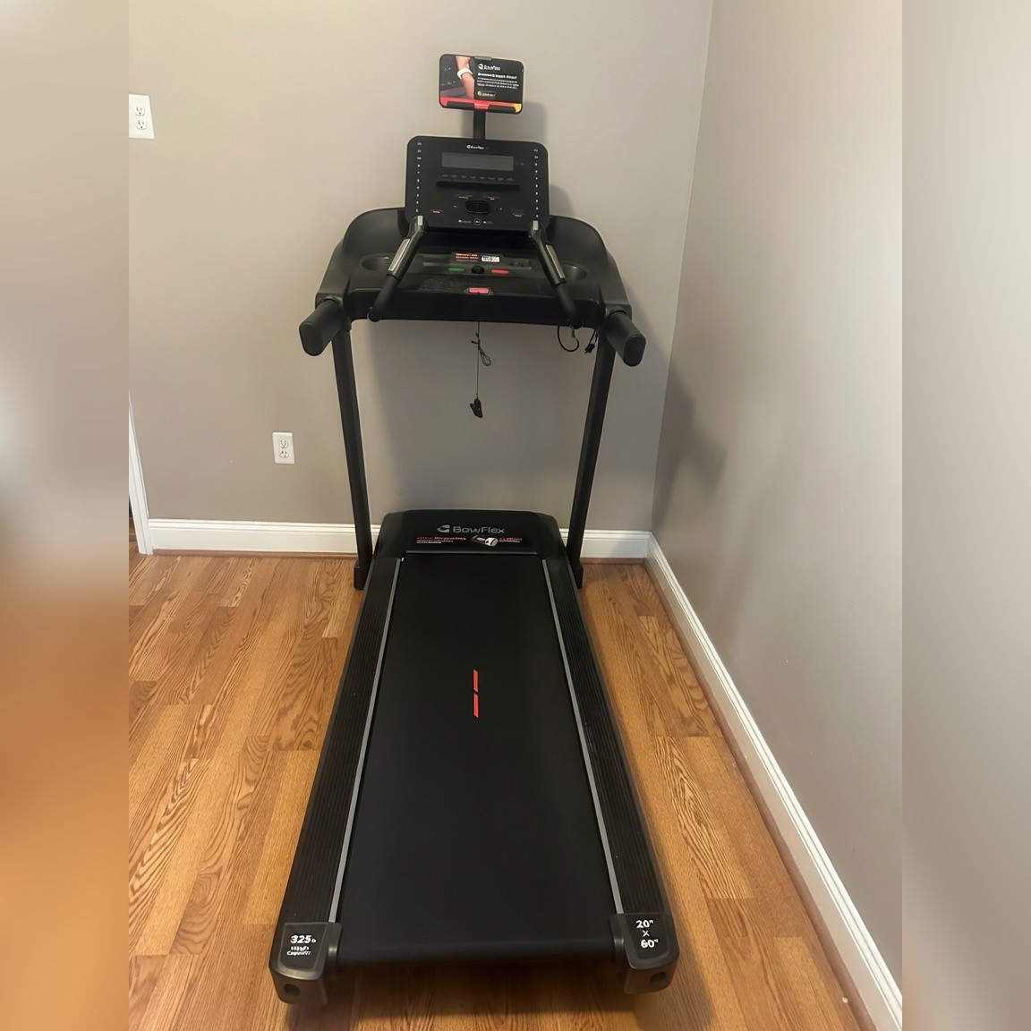 Bowflex T6 Treadmill - Excellent - The Bronx, NY