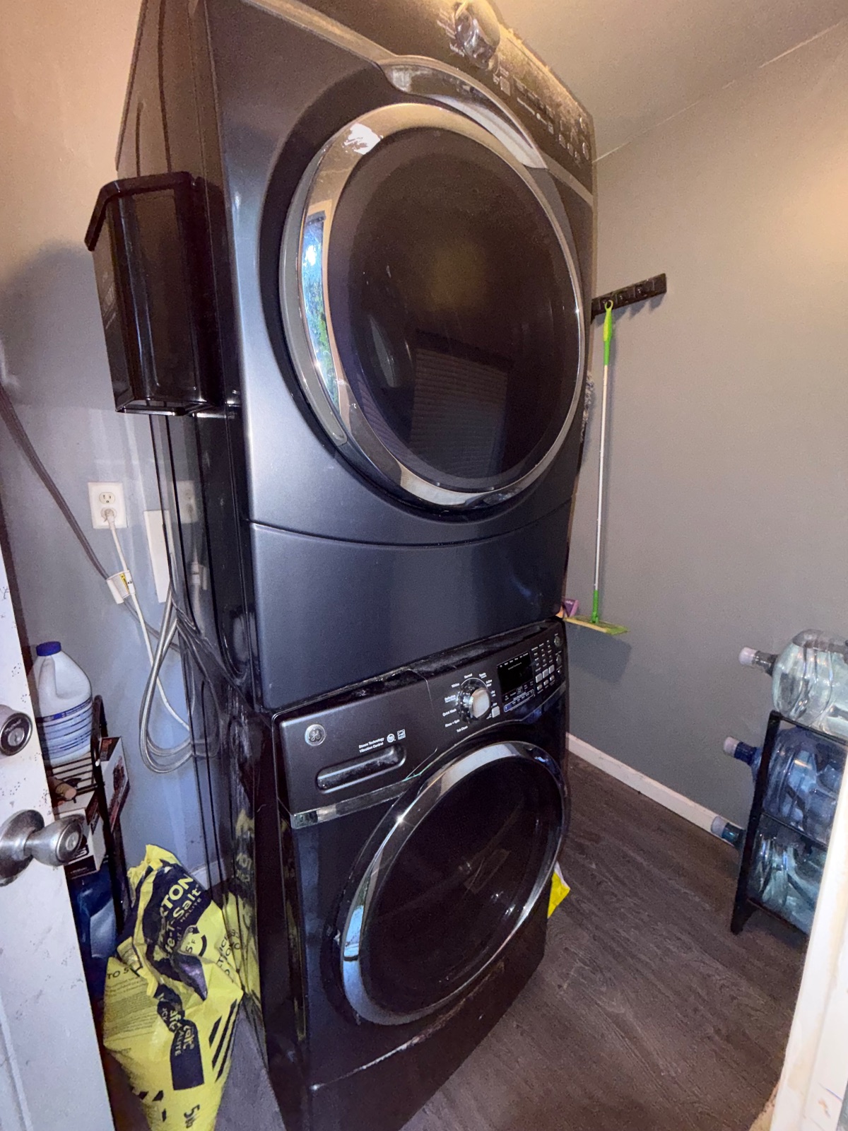 Washer and Dryer - Good - Philadelphia, PA, photo 2 of 4