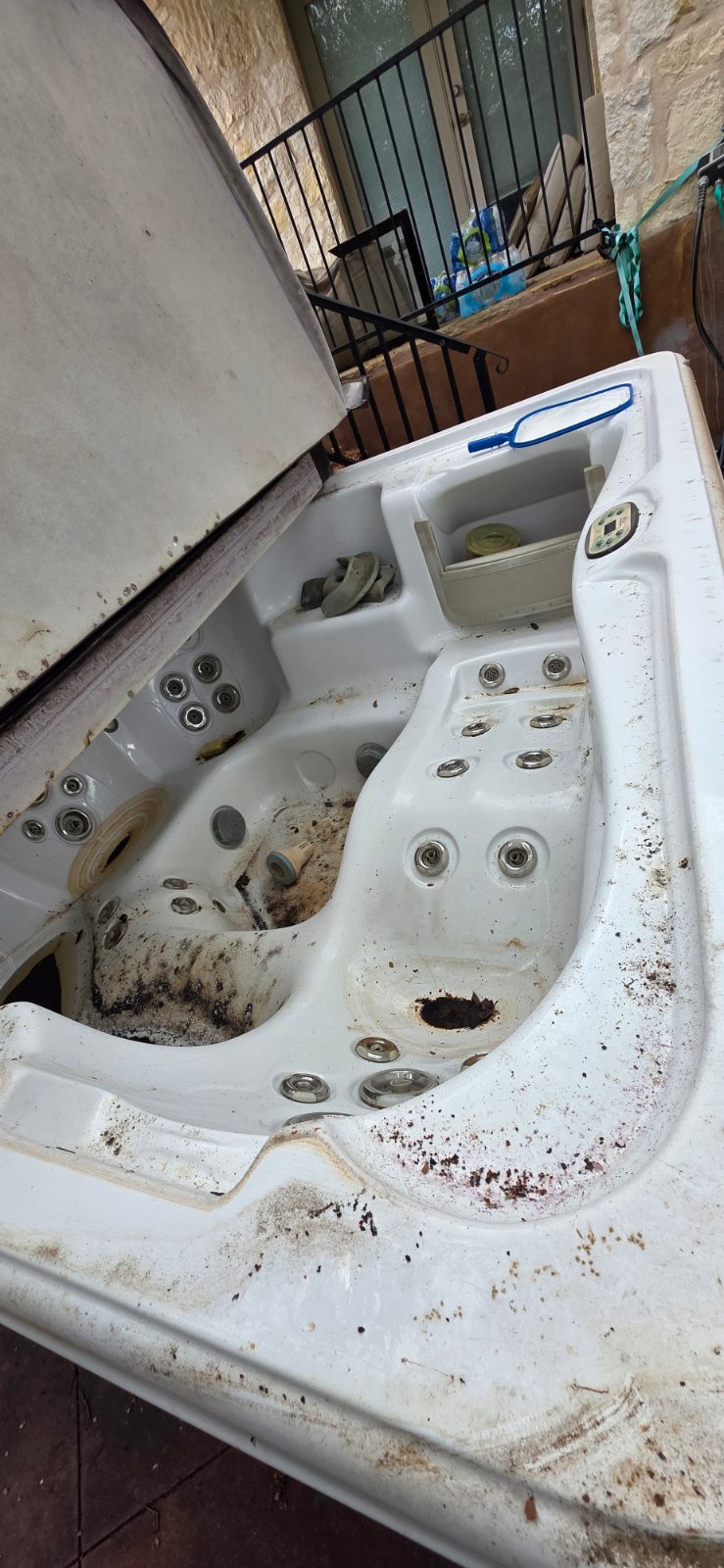 Hot Spring Spas Hot Tub - Fair - FAIR OAKS, TX, photo 4 of 4
