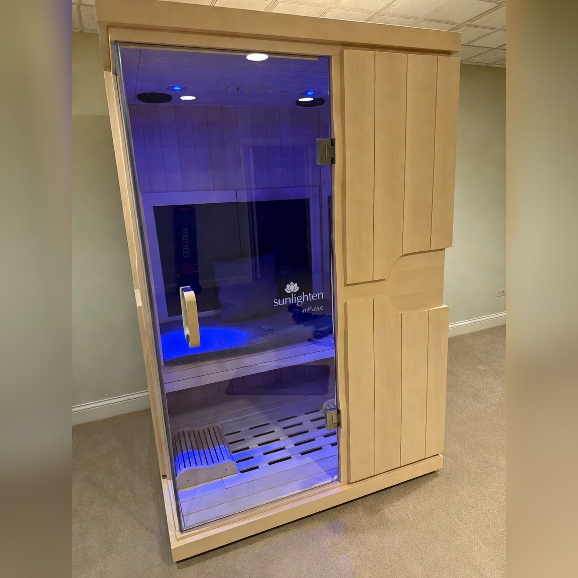 Sunlighten Mpluse 2 Person Sauna - Like New - Lake Bluff, IL