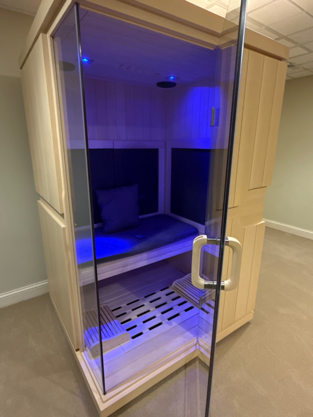 Sunlighten Mpluse 2 Person Sauna - Like New - Lake Bluff, IL, photo 2 of 5
