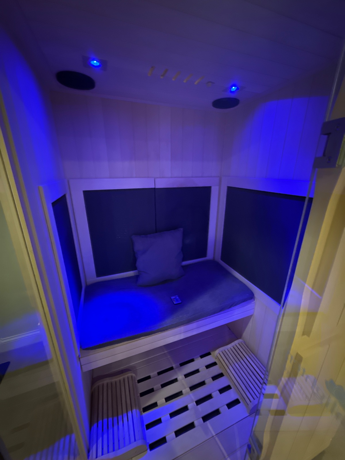 Sunlighten Mpluse 2 Person Sauna - Like New - Lake Bluff, IL, photo 3 of 5