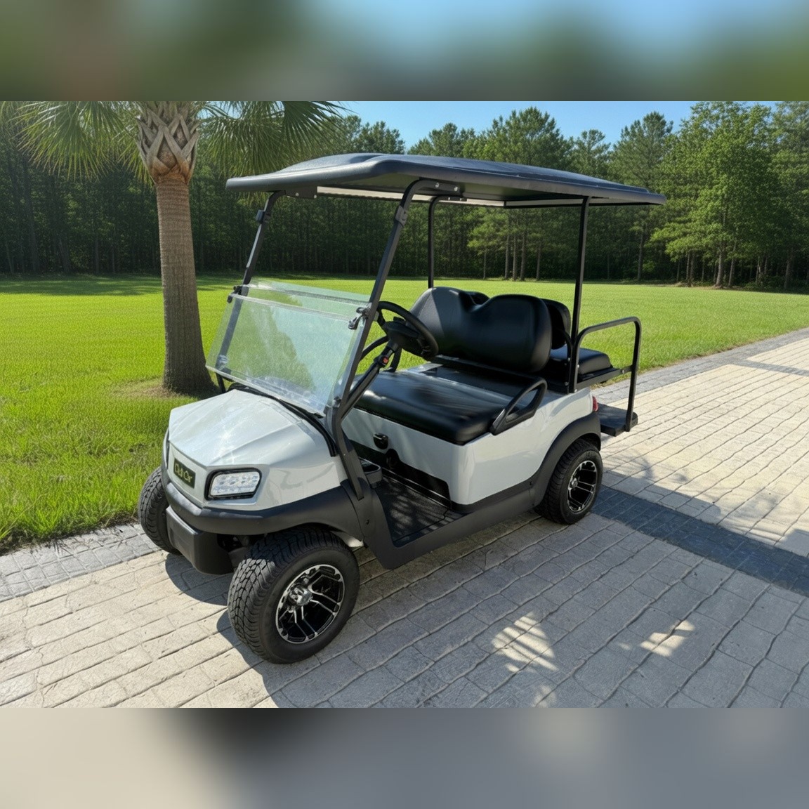 Club Car Golf Cart, Gray Finish - Like New – Franklinton, LA