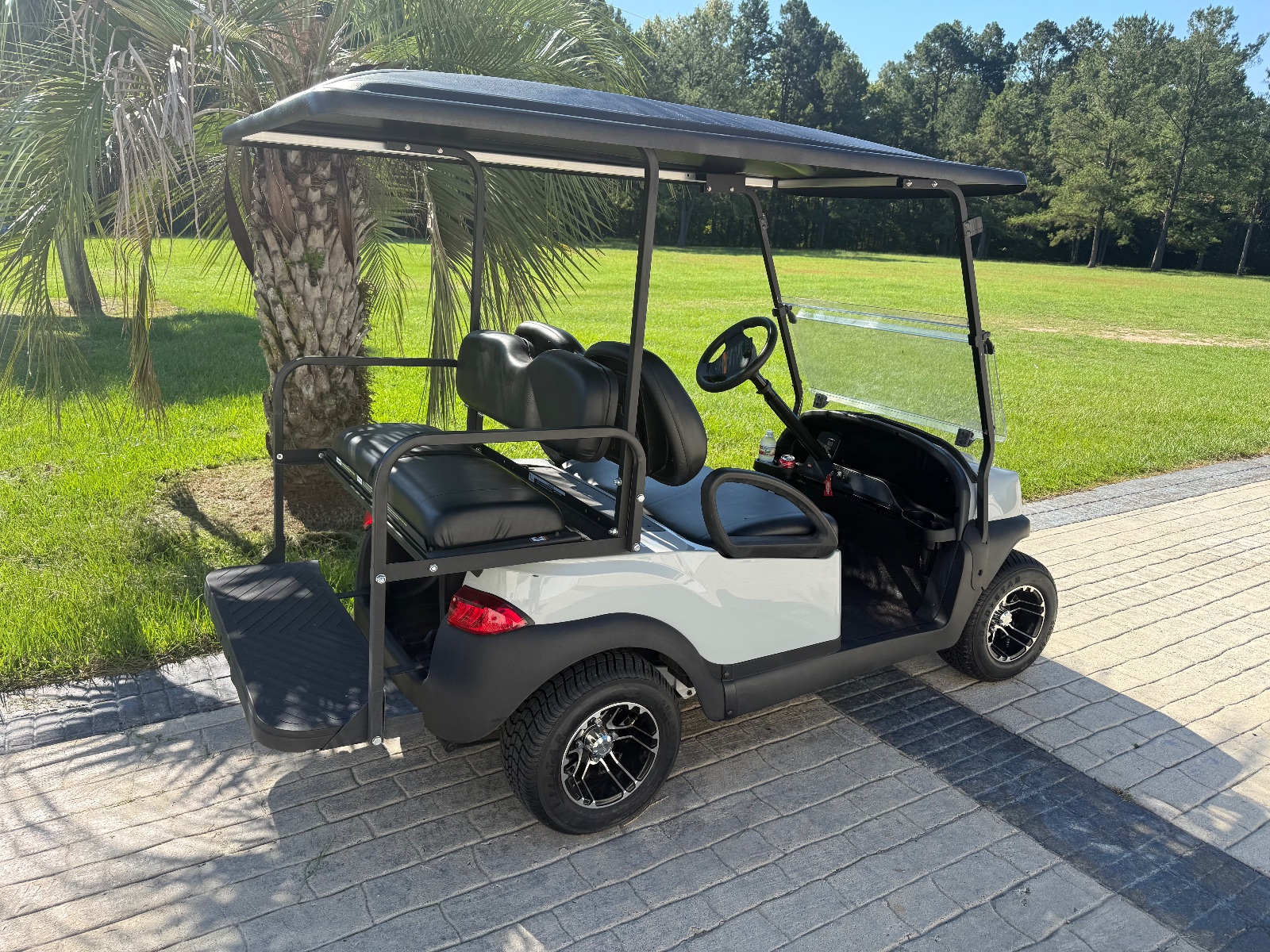 Club Car Golf Cart, Gray Finish - Like New – Franklinton, LA, photo 3 of 8