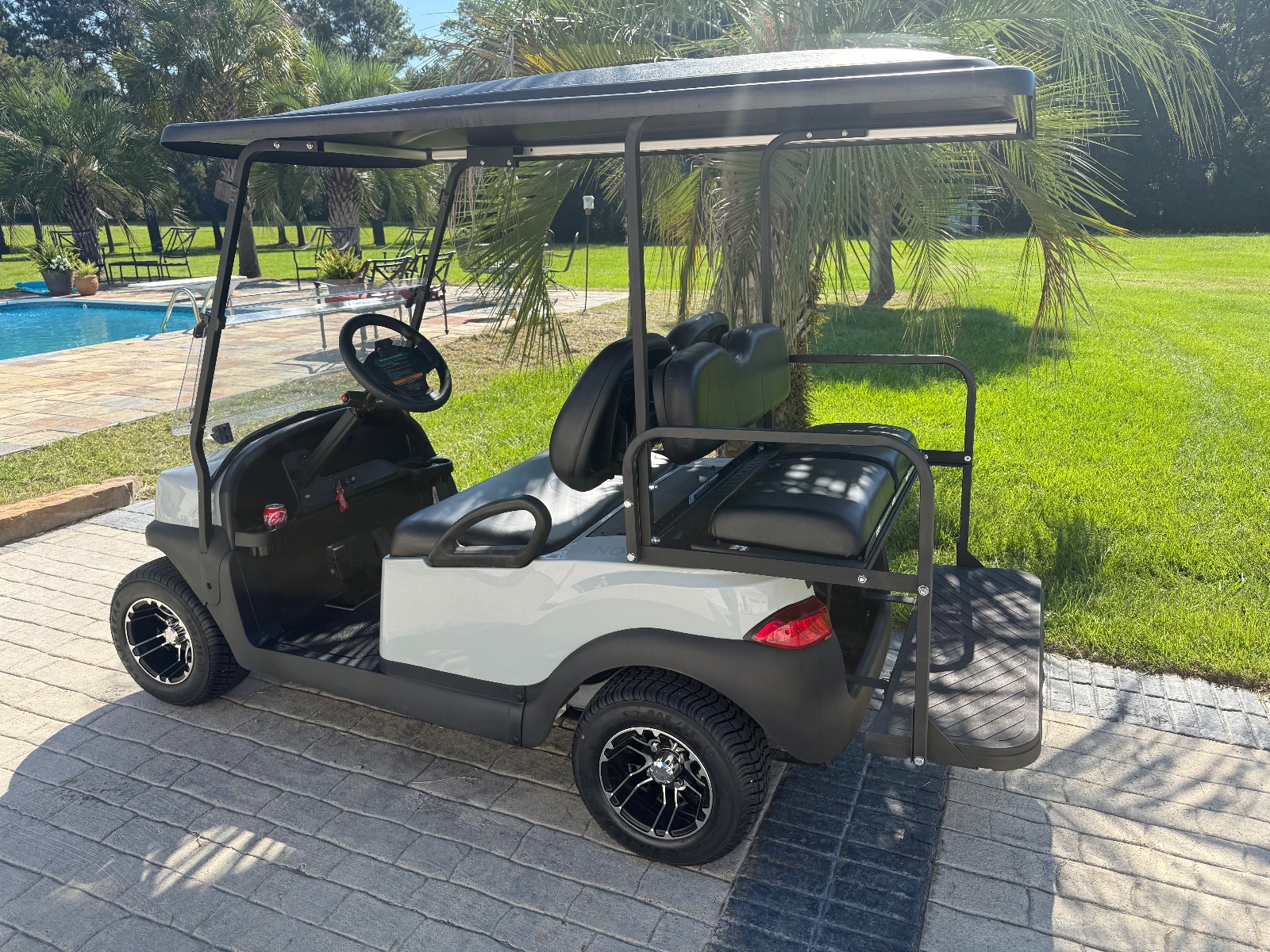 Club Car Golf Cart, Gray Finish - Like New – Franklinton, LA, photo 4 of 8