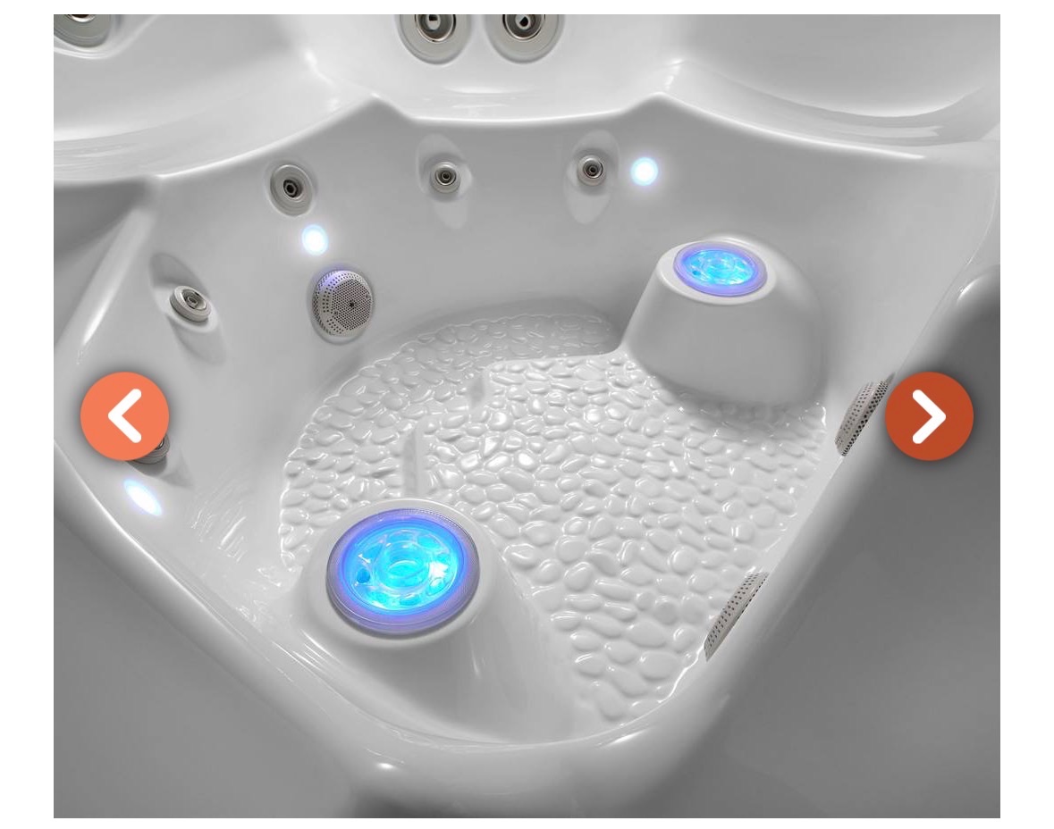 Caldera Spas Utopia Hot Tub, 48 Jets - Good - 2020 – New Canaan, CT, photo 8 of 11
