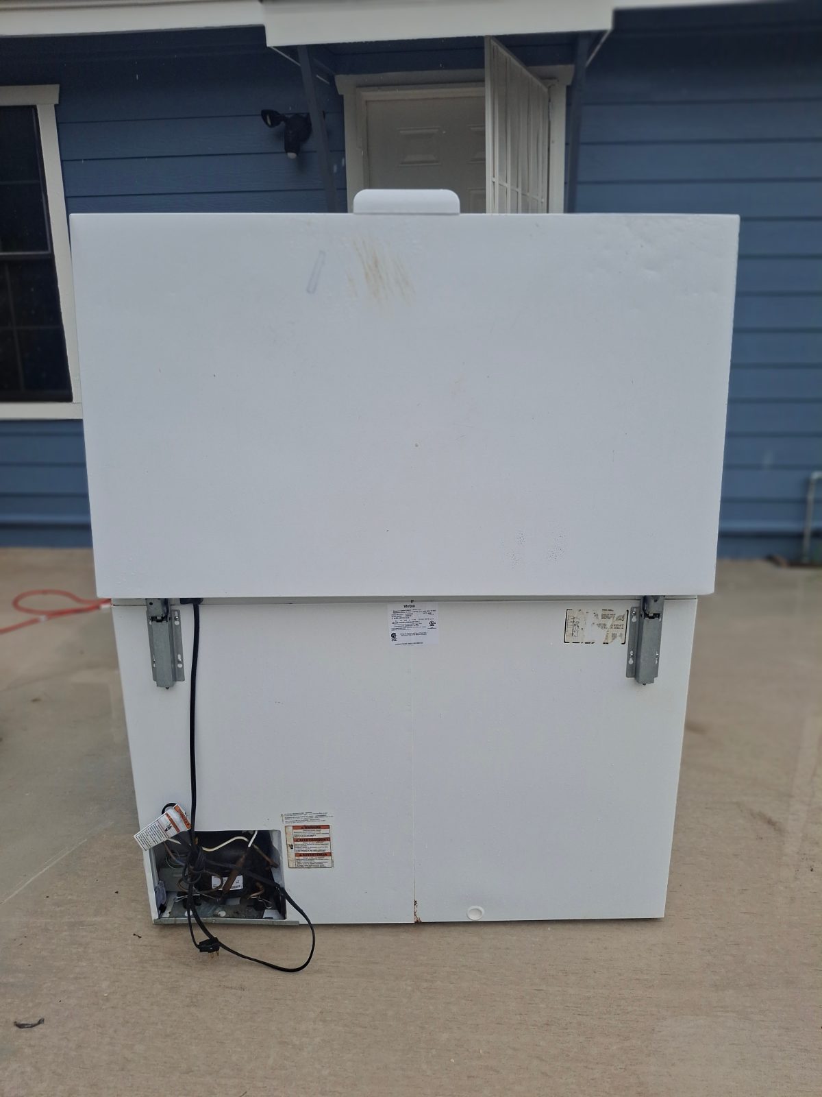 60 Gallon Magic Chef Deep Freezers & 135 Gallon Whirlpool Deep Freezer - Like New - San Antonio, TX, photo 5 of 10