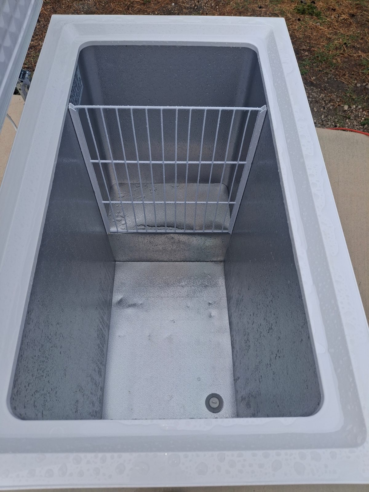 60 Gallon Magic Chef Deep Freezers & 135 Gallon Whirlpool Deep Freezer - Like New - San Antonio, TX, photo 8 of 10