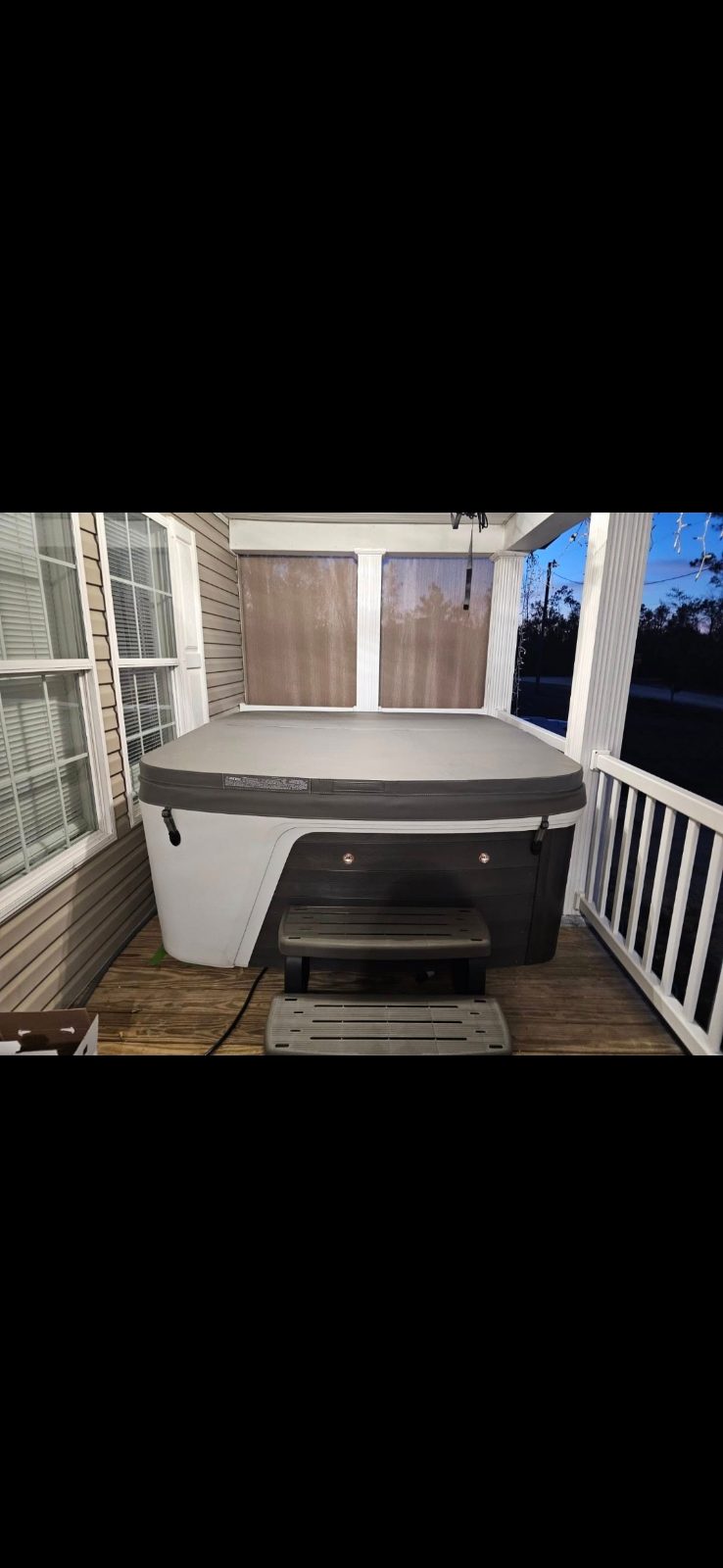 Monterey Premier Freeflow Hottub - Like New - Fountain, FL, photo 2 of 5