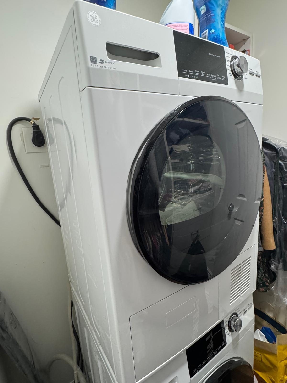 GE 24 ENERGY STAR Front Load Washer Dryer Set White - Like New – Airmont, NY, photo 3 of 12