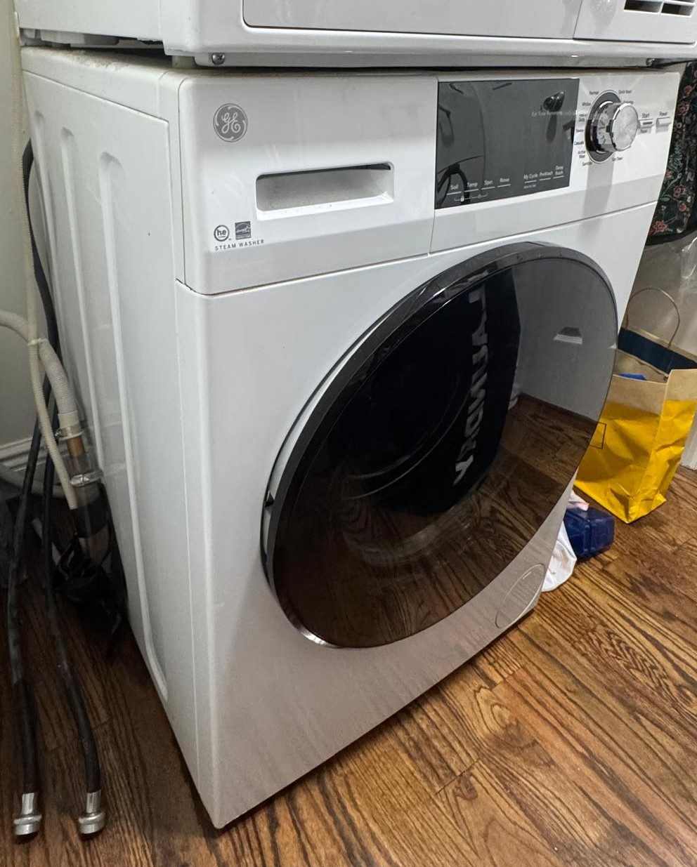 GE 24 ENERGY STAR Front Load Washer Dryer Set White - Like New – Airmont, NY, photo 7 of 12