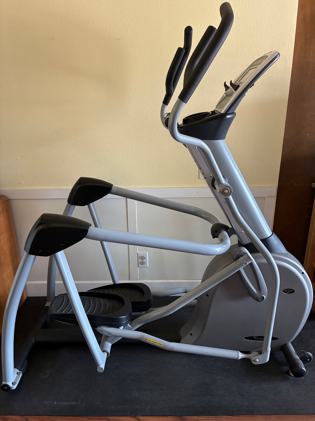 Strength Gym Equipment - Like New – Thousand Oaks, CA, photo 8 of 8