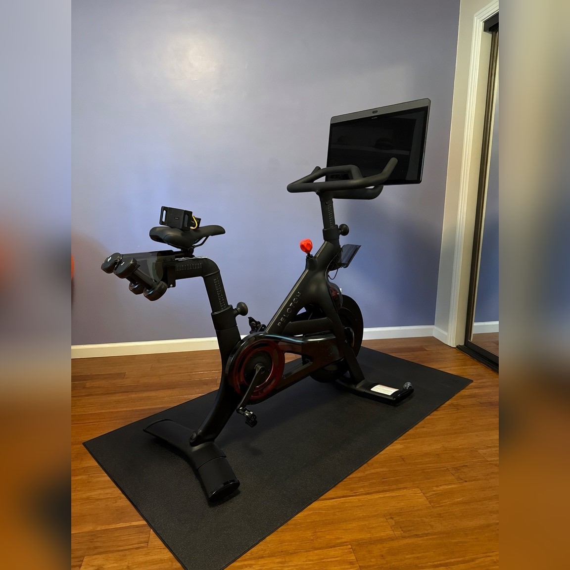 Peleton Bike - Like New - 2020 - Carmichael, CA