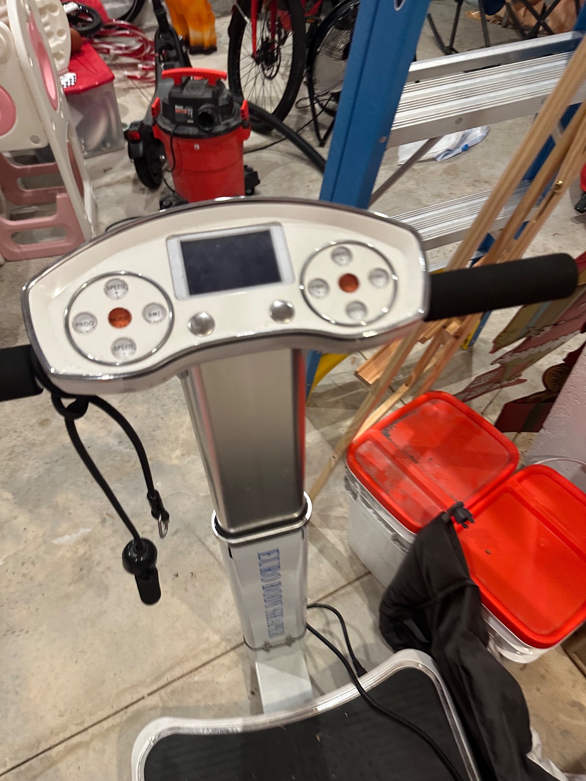 Euro Body Shaper 2380, Whole Body Vibration Platform - Good - 11 10th St, St. Augustine, FL, photo 5 of 5
