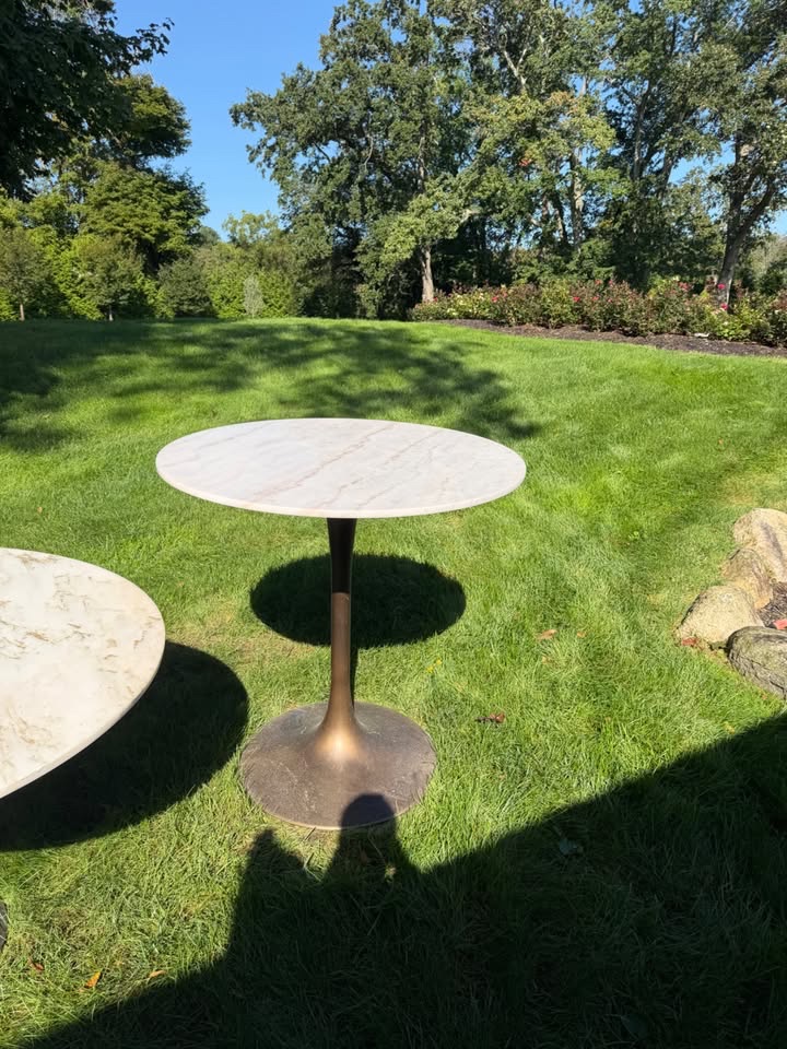 Eichholtz Tazio High Bar Table + 4 Global Views Moderno Bar Stools - Like New - Westbury, NY, photo 3 of 9