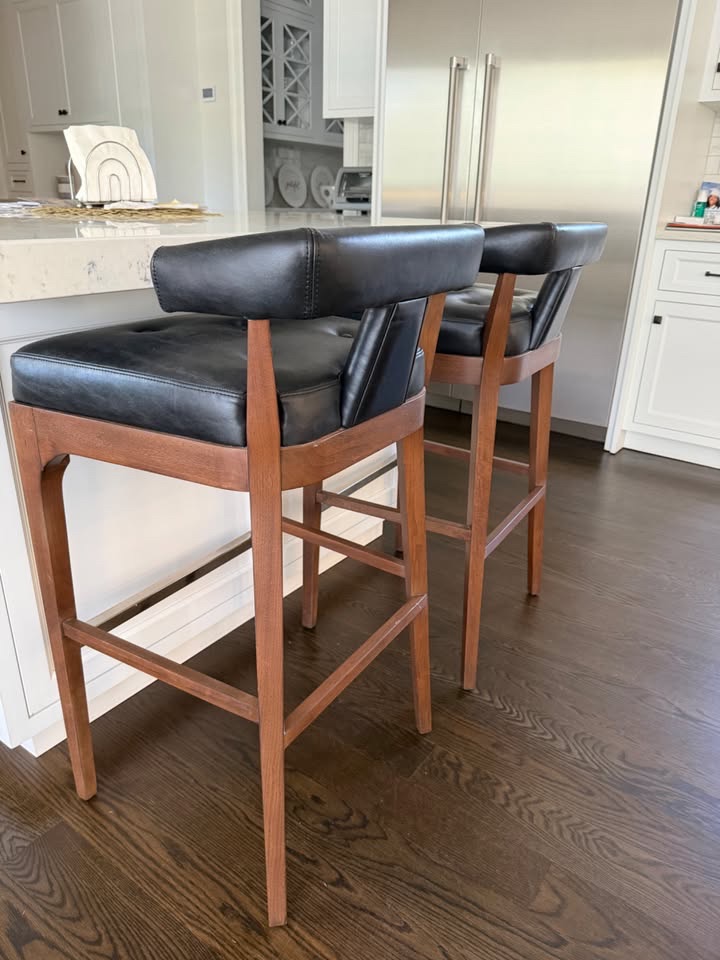 Eichholtz Tazio High Bar Table + 4 Global Views Moderno Bar Stools - Like New - Westbury, NY, photo 5 of 9