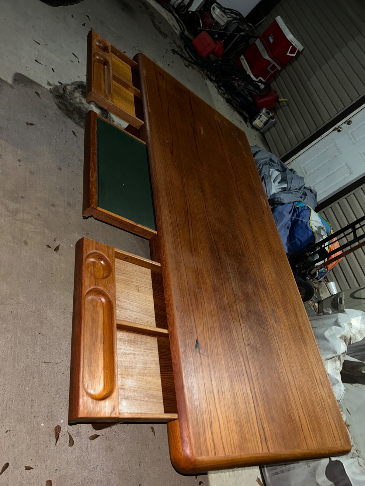 Dyrlund Executive Desk, 87.75 X 39.5 X 29 - Good – Albany, LA, photo 2 of 3