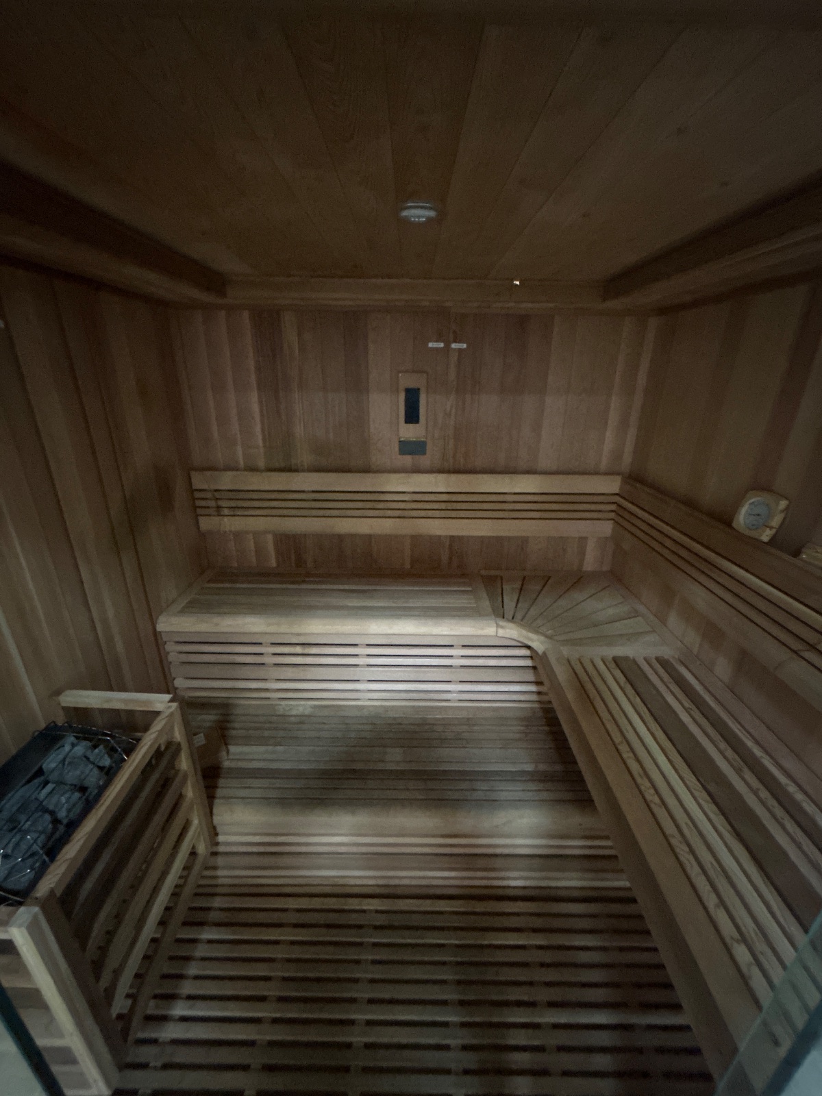 Golden Designs Osla Sauna, 5-6 Person with Bluetooth - Good – Cayuse, OR, photo 3 of 3