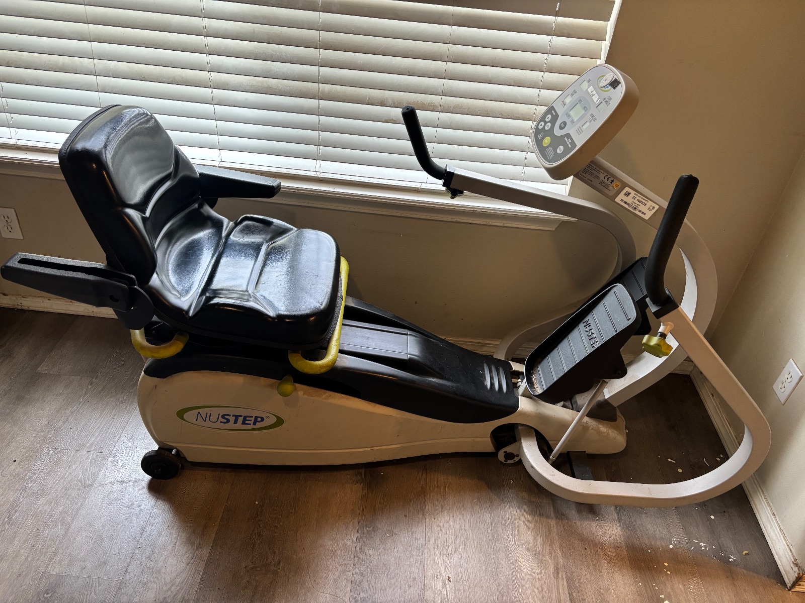 NuStep TRS 4000 Recumbent Cross Trainer - Good - Auburn, WA, photo 5 of 5