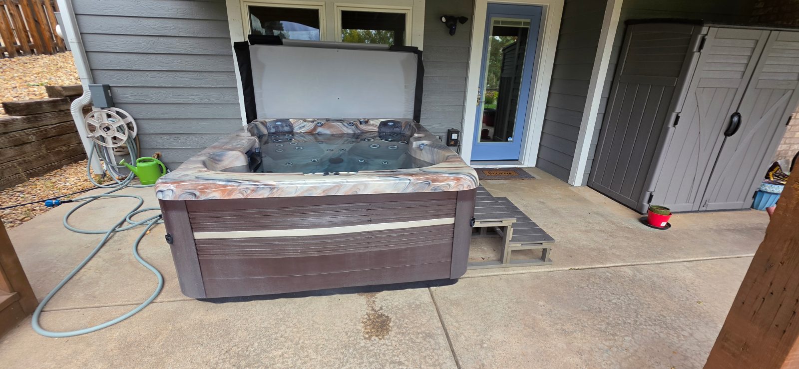 Vita Spa Hot Tub, 4-5 Person 44 Jets - Like New - 2025 – Littleton, CO, photo 4 of 5