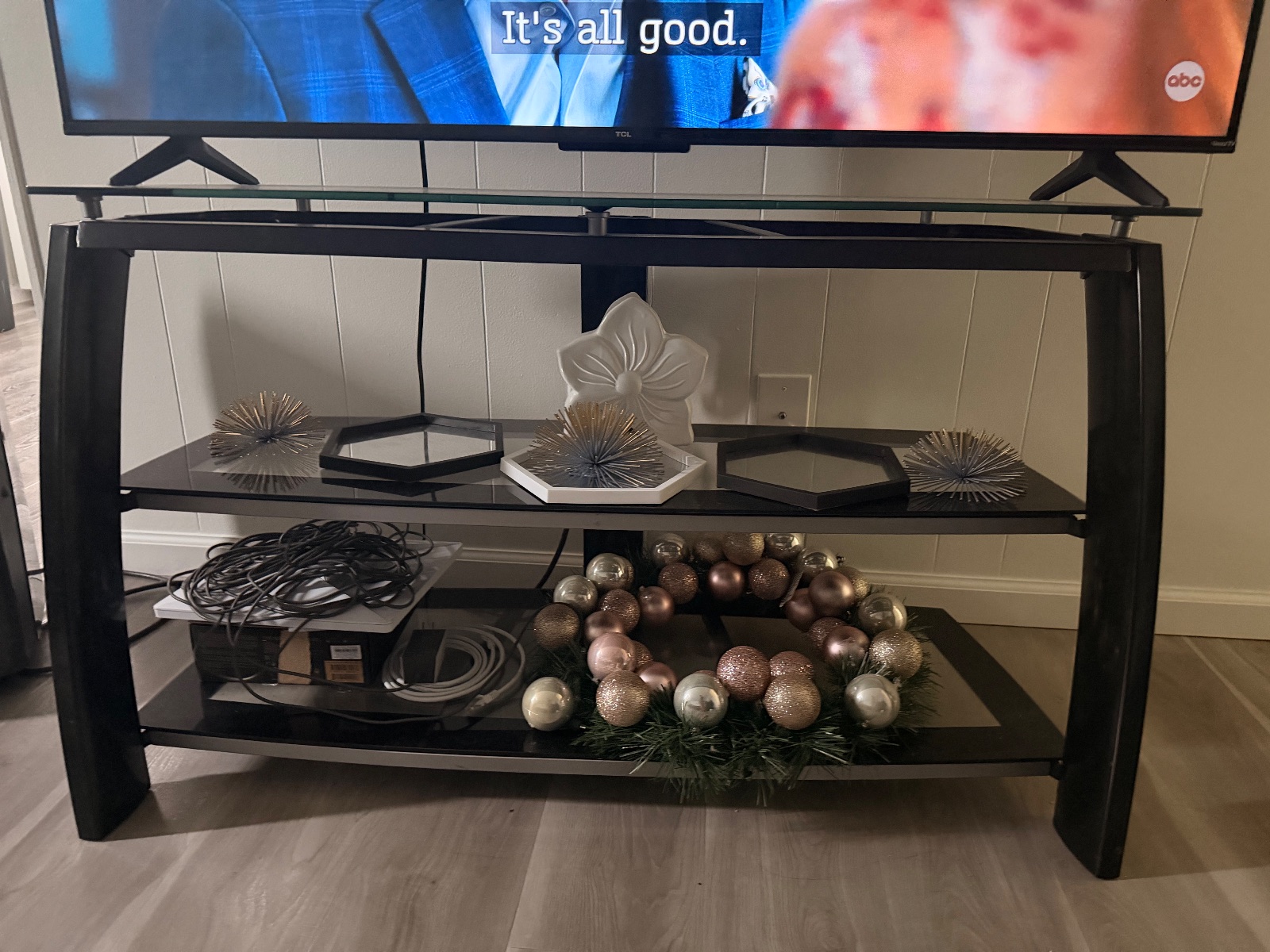 Dresser, TVs, Clothing, Nightstand, Trunk, Table, TV Stand, High Chairs - Good - Everettville, WV, photo 3 of 11