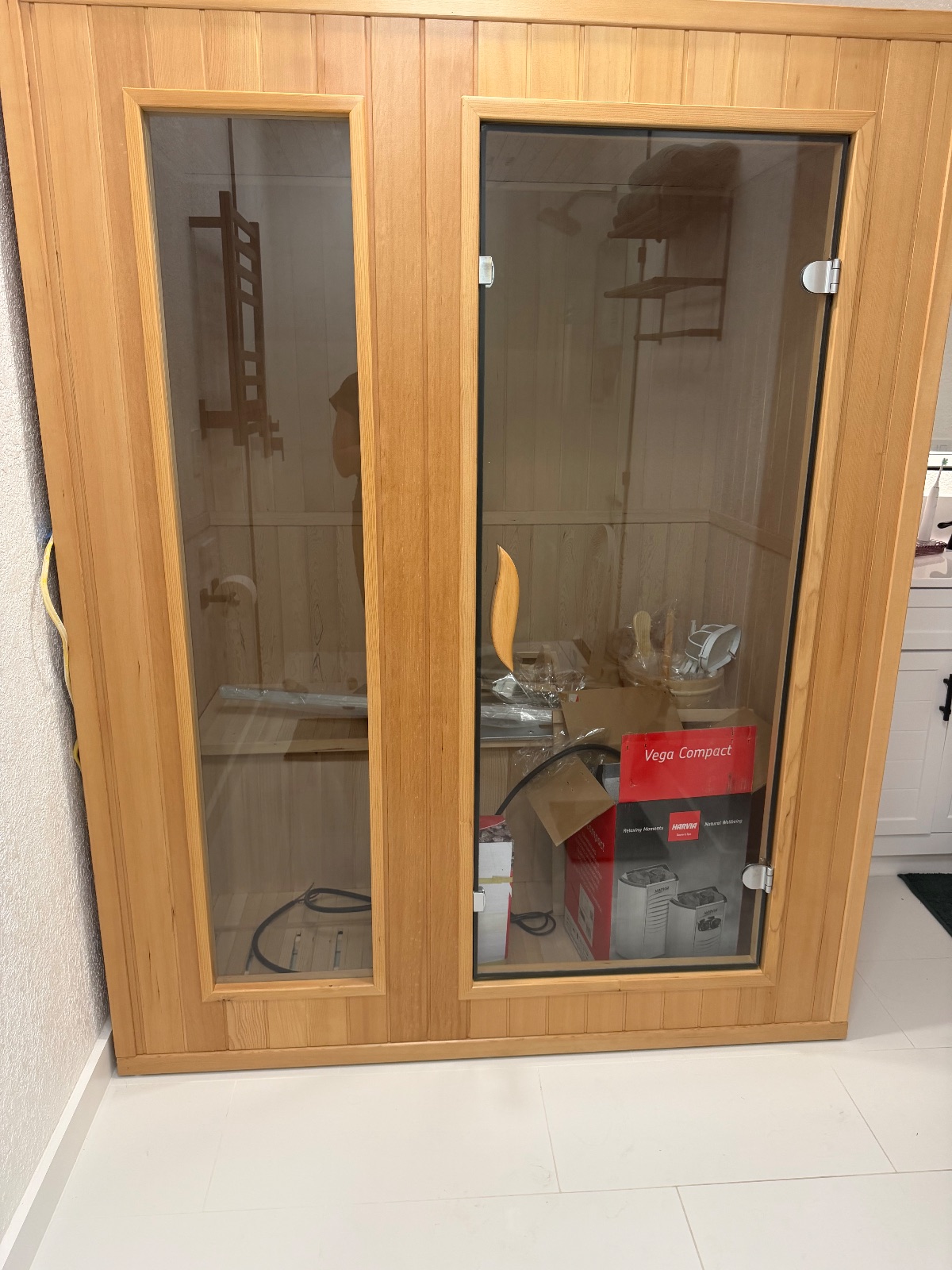 Sunray 2-Person Sauna, Includes Accessories - New – Fort Pierce, FL, photo 2 of 4