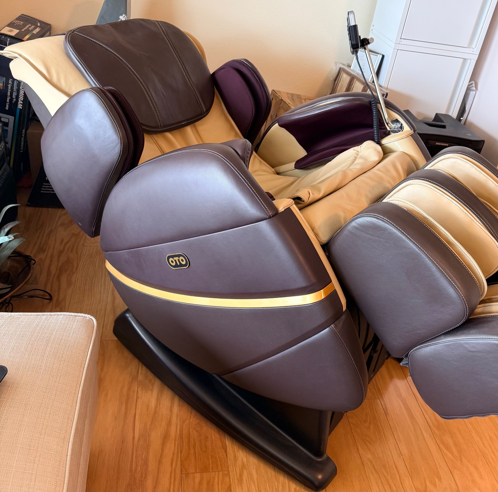 Full Body Luxury Massage Chair - Like New - Houston, TX, photo 6 of 6