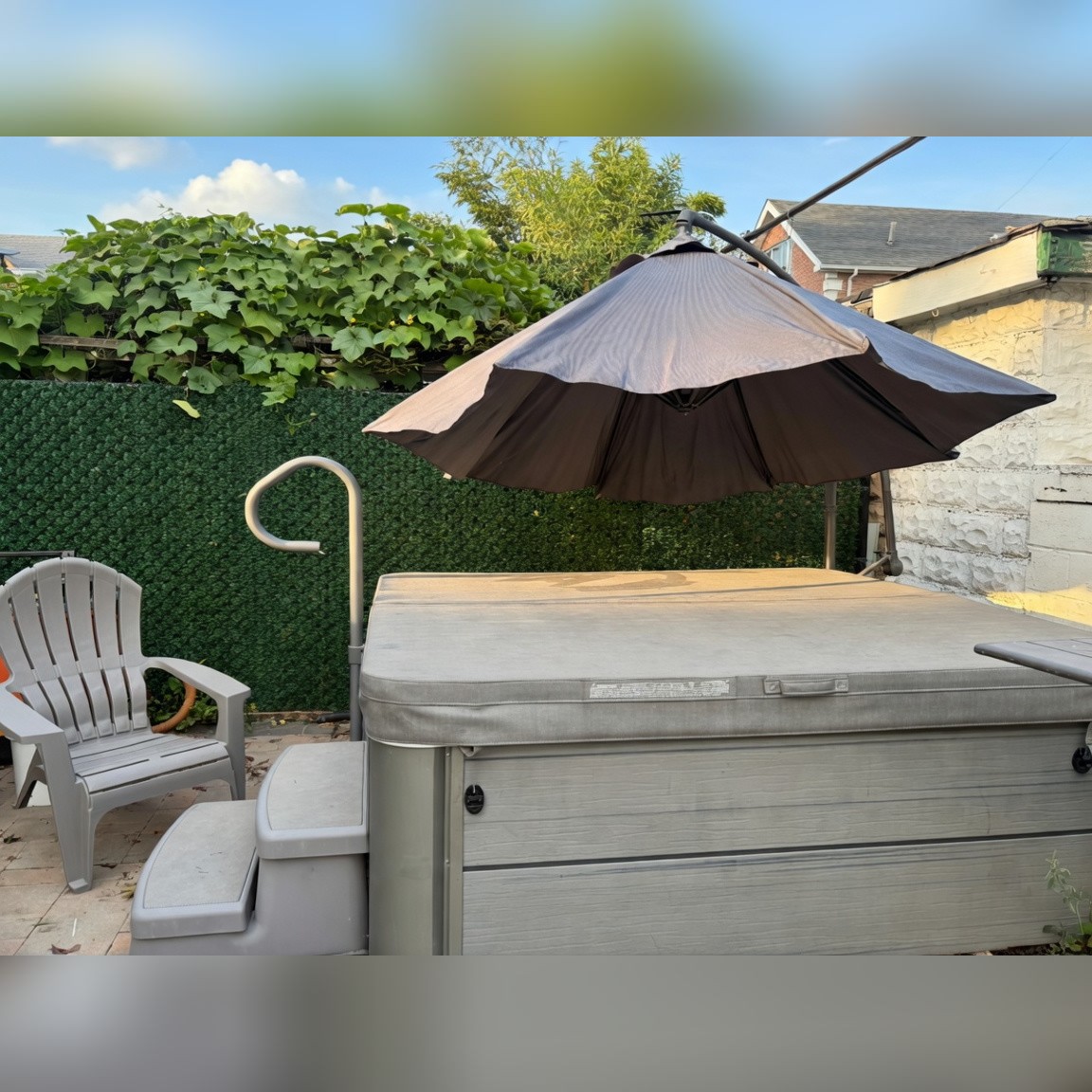 Hot Spring Spas Pace, 4-5 Person - Excellent - 2023 - Brooklyn, NY, photo 4 of 10
