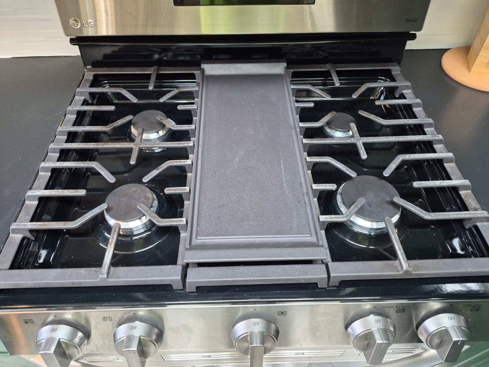 LG ThinQ Gas Range - Like New - Westland, MI, photo 4 of 5