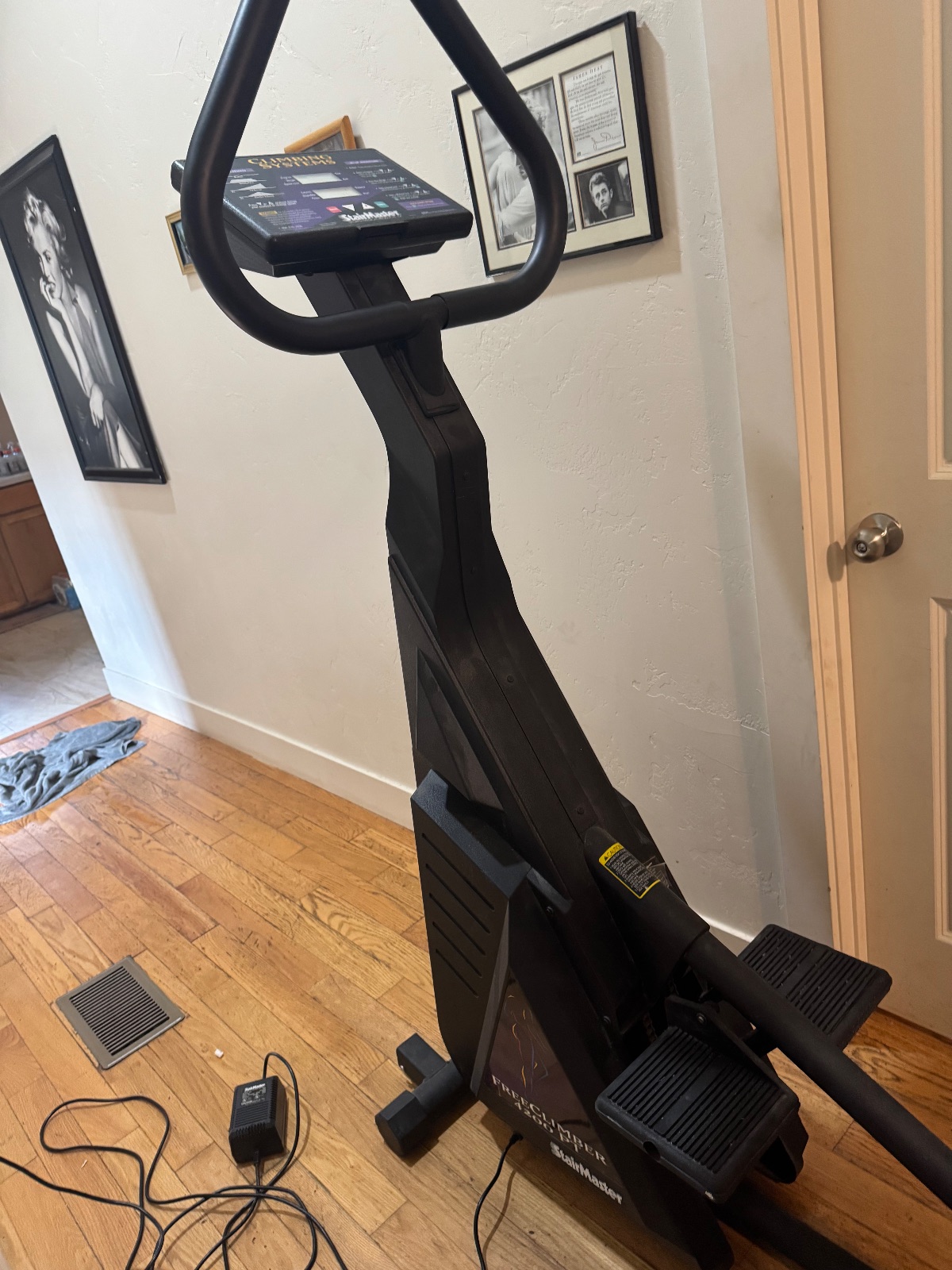 StairMaster FreeClimber 4200 PT Commercial-grade Step Machine. - Good - Marysville, CA, photo 4 of 8
