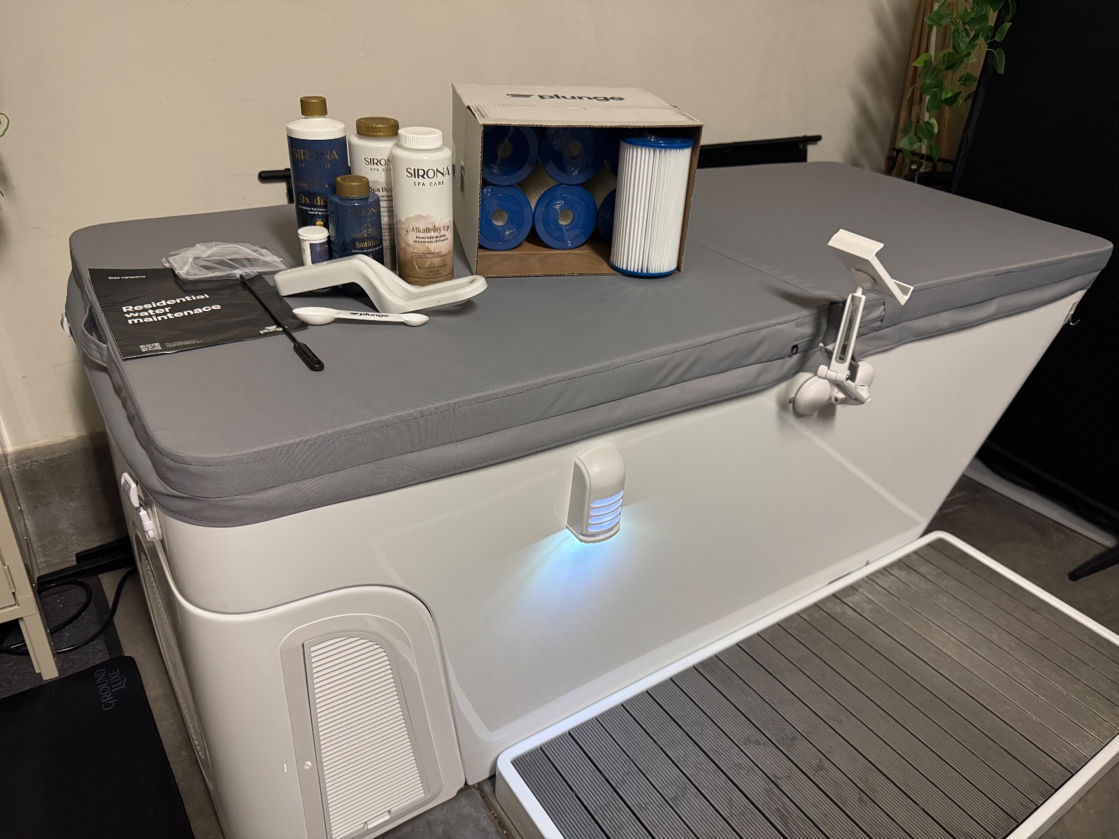 Plunge All-In + Basin + Accessories & Supplies (+ Extended Warranty) - Like New - Las Vegas, NV, photo 4 of 6