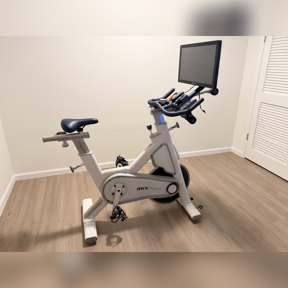 MYX Fitness Spin Bike, Swiveling Screen - Like New - 4 Oyster Creek Dr, Keyport, NJ