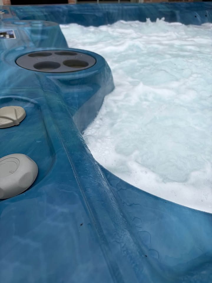 Aries Hot Tub - Excellent - Lucas, TX, photo 5 of 10
