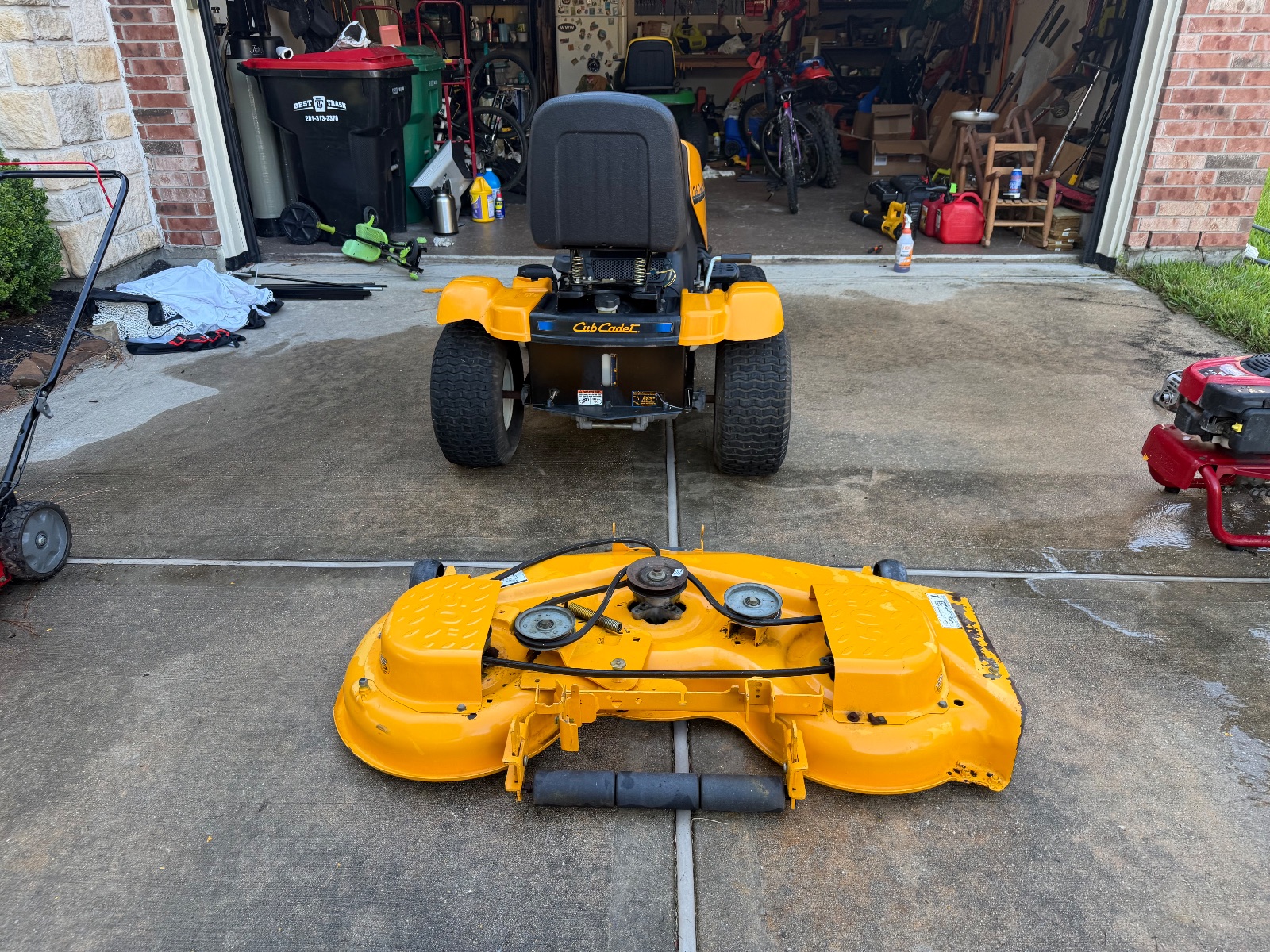 Cub Cadet I1050 Zero Turn - Good - Park Row, TX, photo 4 of 5
