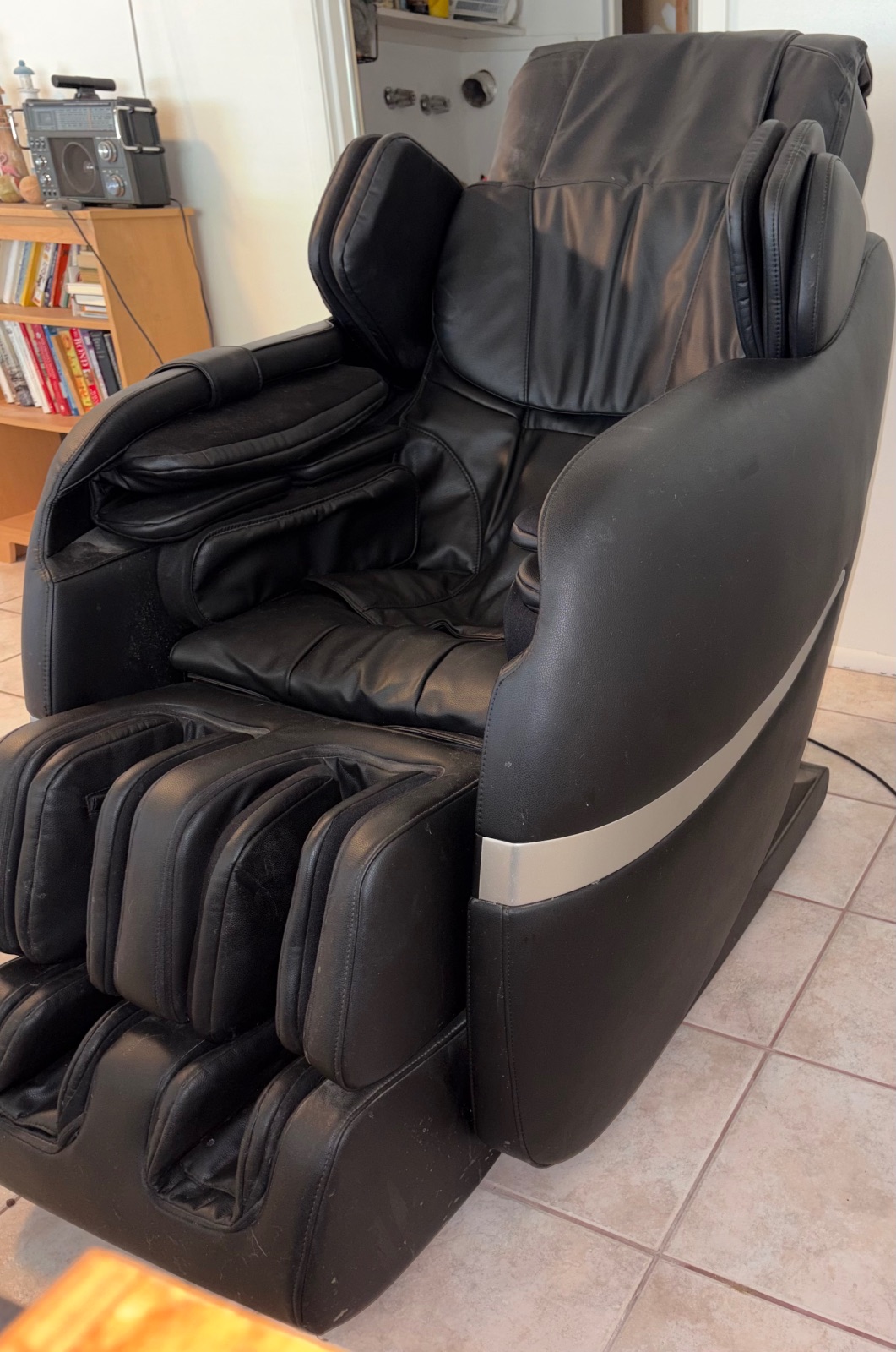Positive Posture Brio PP7913, Black Faux Leather - Good - 2020 - Sun City, AZ, photo 2 of 9