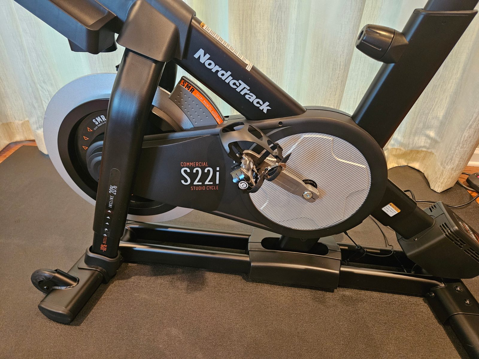 NordicTrack Commercial S22i Studio Cycle - Like New - Jacksonville, FL, photo 6 of 9