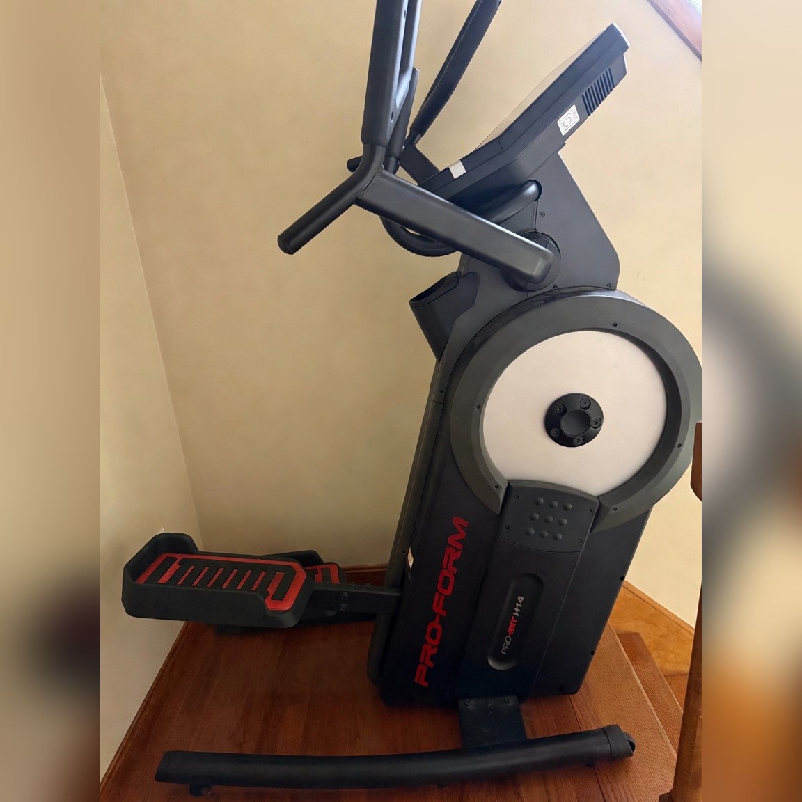 ProForm Pro HIIT H14 Elliptical Trainer - Like New - Dartmouth, MA