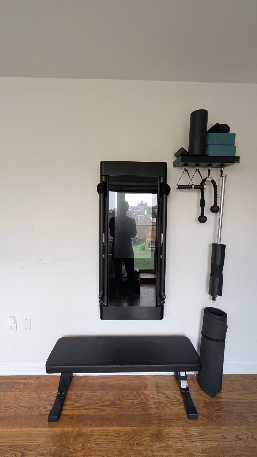 Tonal 1 Smart Home Gym + Full Accessories - Very Good - New York, NY, photo 8 of 12