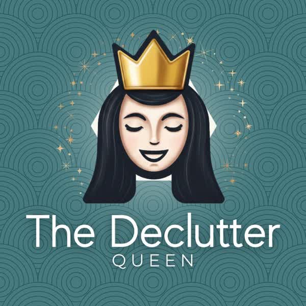 The Declutter Queen podcast logo